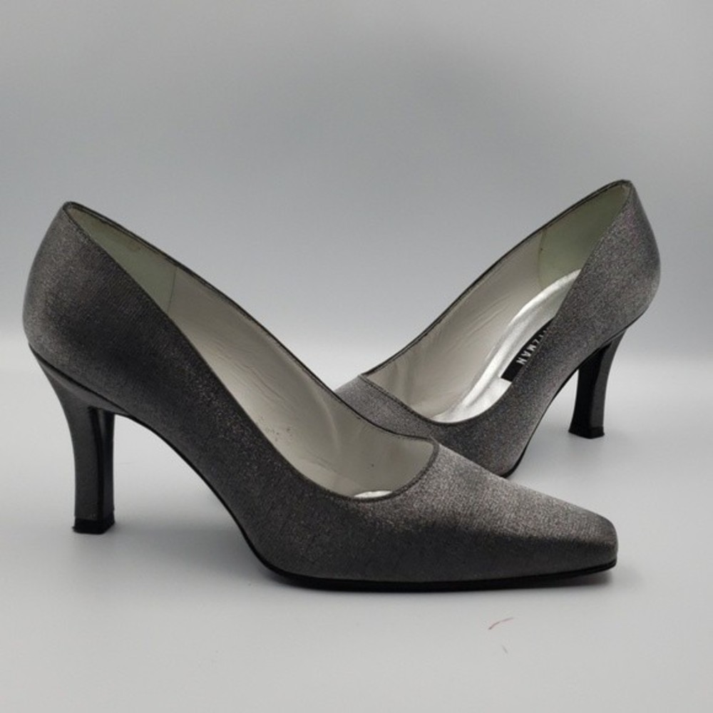 Stuart Weitzman metallic silver textile pumps Sz 7.5B Narrow